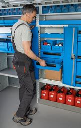 04_Armario para furgonetas con cajones metálicos